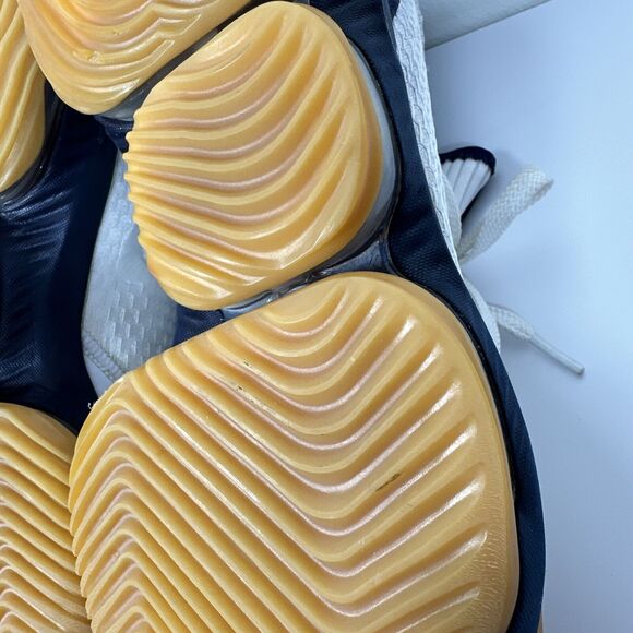 Nike Lebron XVI Low USA Men's Size 11.5 Navy White Gold Gum CI2668 101 - Picture 14 of 15